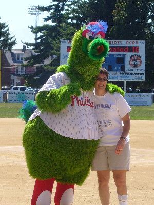 Help Donna "Strike out ALS"